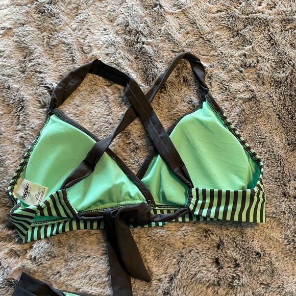 NWOT. Green and Black Striped Bikini Set - Picture 3 of 4